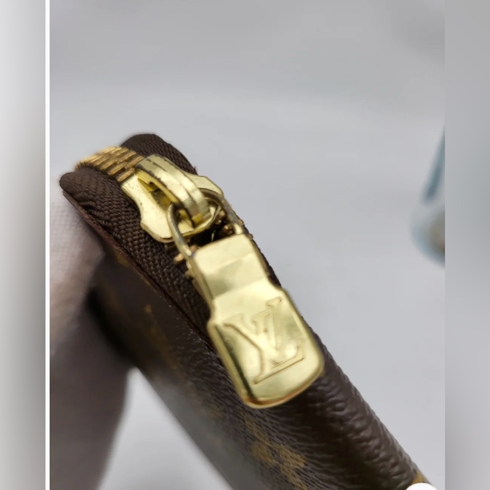 Louis Vuitton Brown Monogram Wallet - Picture 4 of 16